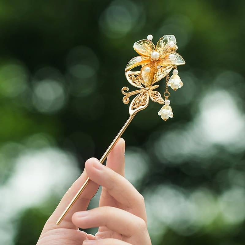 1pc Handmade Resin Golden Autumn Leaves Hairpin - Hanfu Style Retro Flower Hair Clip with 4-Section Leaf Design, -like Beads & Delicate Branches for Women's Long Hair Accessories, Vintage Hairpin for Cosplay, Weddings, Themed Events (Durable & Elegant),